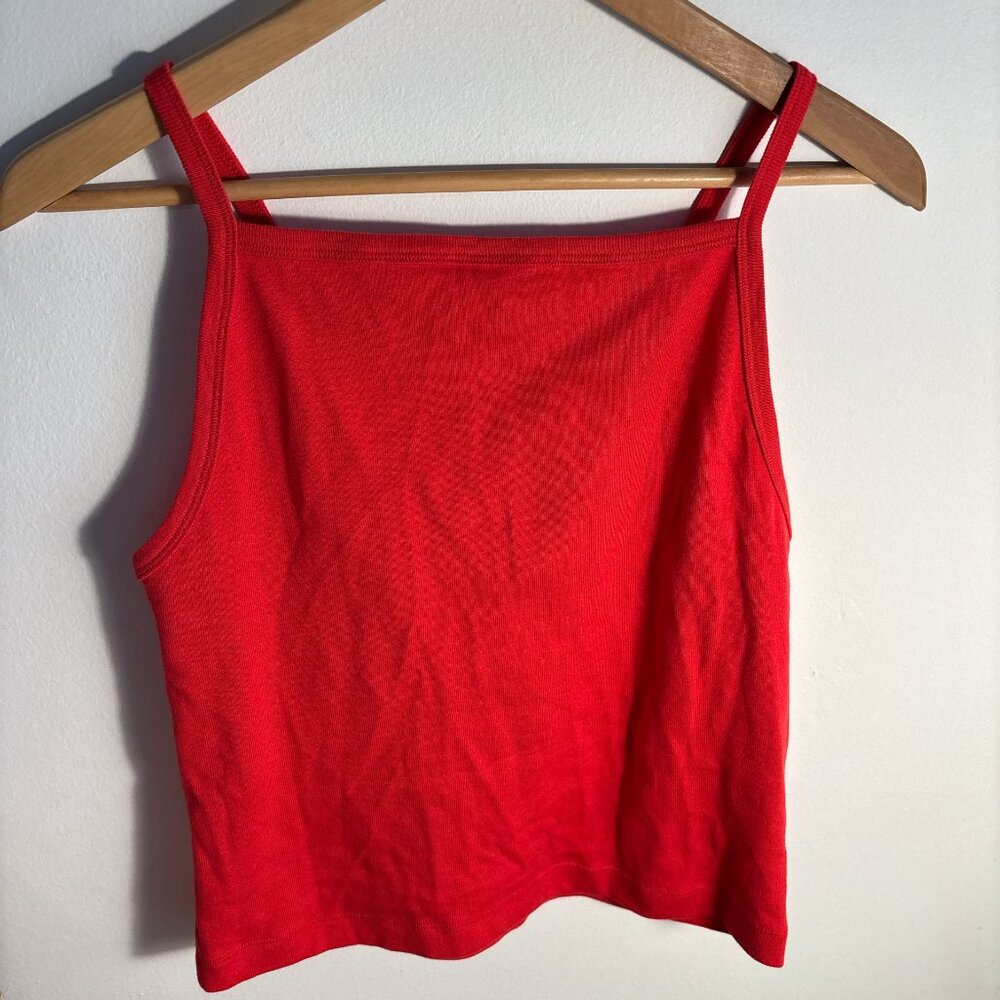 Doen Angie Tank in Scarlet - Picture 13 of 15